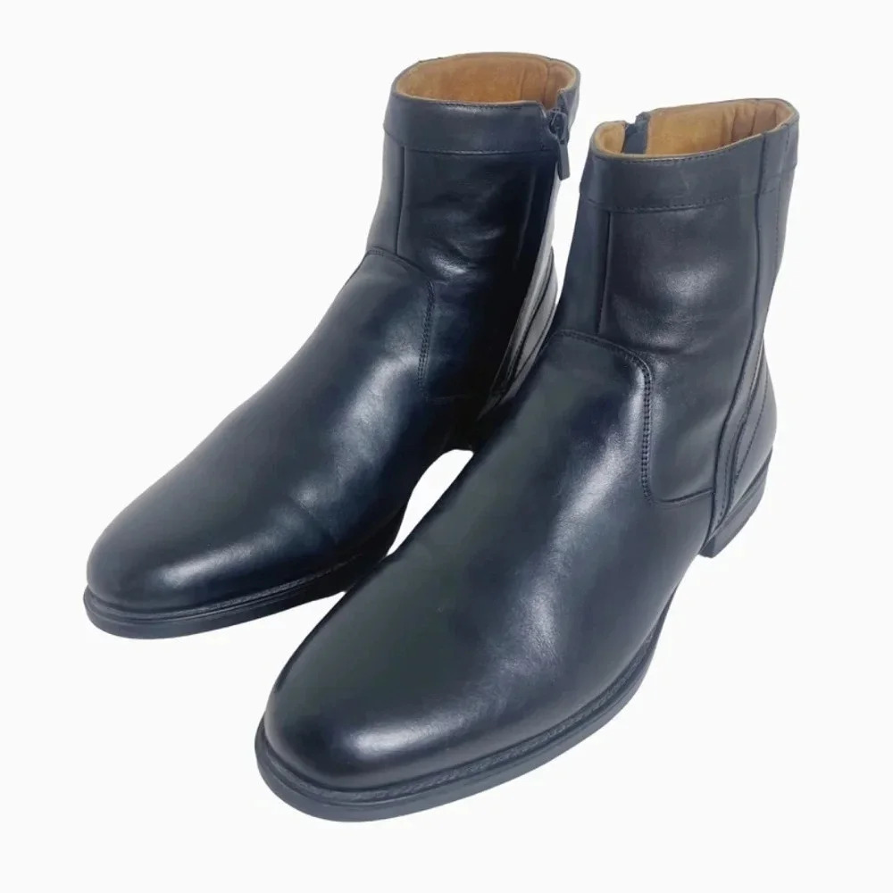 SOLD Florsheim Men's Black Leather Medfield Plain Toe Zip Boot - Picture 2 of 9
